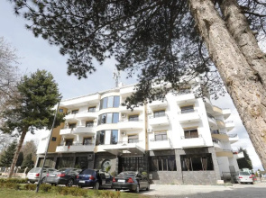 Hotel 1 Maji
