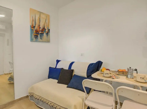 Jolie Sur La Mer - Petit Studio