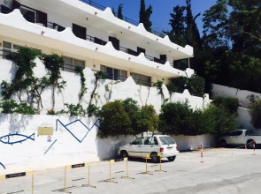 Daskalio Resort Adamis