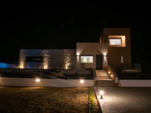 DS Luxury House
