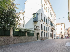 Torre dell'Orologio Apartment