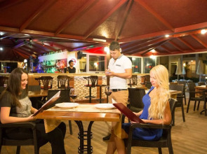 Club Amaris Apartment