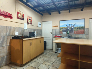 Shangrila Innibos Country Lodge