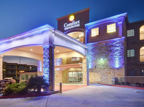 Spark by Hilton Galveston