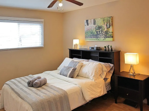 Lakeside 2 Bedroom Guest Suite