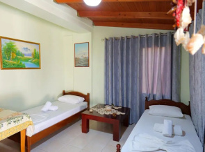 Stela Apartments