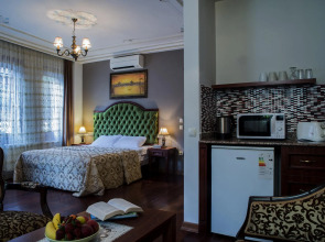 Tashkonak Studio Suites