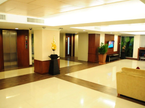 Avion Hotel