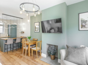 Host Stay Alice Hideaway