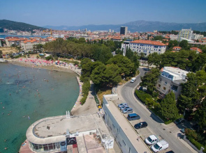 Sand Beach Apartments