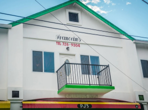Francein's One Bedroom Suite