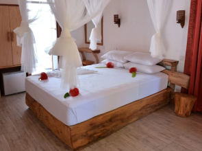 Eden BAANI Lodge