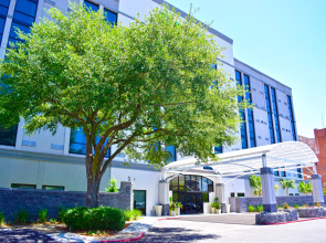 Holiday Inn Alexandria - Downtown by IHG