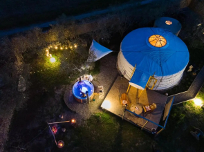 2 Cuori e 1 Yurta Glamping in Toscana