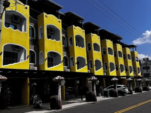 Zhiben Sunflower Bed And Breakfast