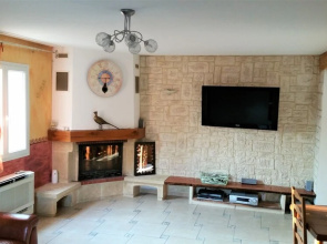 Villa With in Malaucène With Wonderful Mountain View Priv