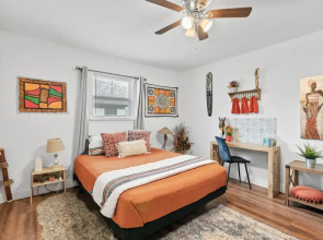 Cozy Spacious Allergy Friendly Retreat - 4BR