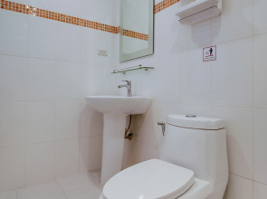 Patumnak Beach Guesthouse