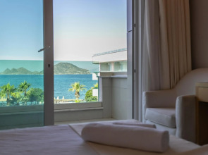 Dragut Point South Hotel