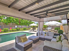 2 Mi to Dtwn: Luxury Getaway in Palm Beach Gardens