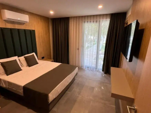 Perast Garden Hotel