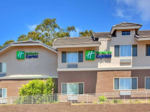 Hampton Inn Cardiff Beach Encinitas, CA Near Del Mar