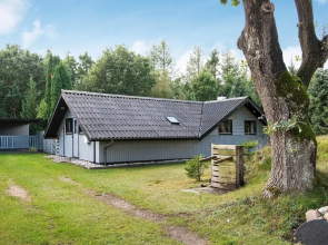 Spacious Holiday Home in Ansager near Lake