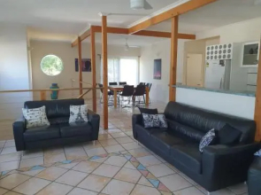 20 Orania Court