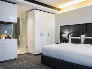 The Capital 15 on Orange Hotel & Spa