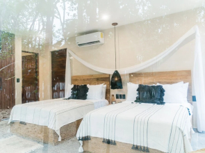 Kataleya Gardens 103 y 201 By Lockey