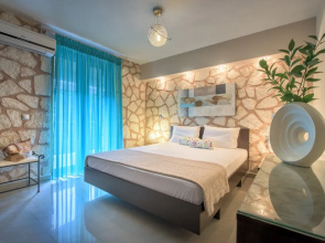 Limneon Villas