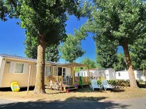Happy Camp Domaine la Yole Camping Lodge