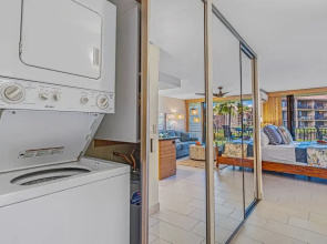 Papakea Oceanview Studio 0 Bedroom Condo by RedAwning