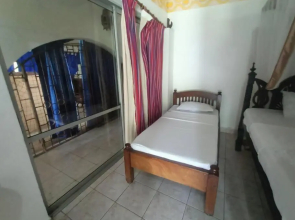 Kivulini House Diani 5 bedroom with pool