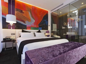 Signature Boutique Hotel