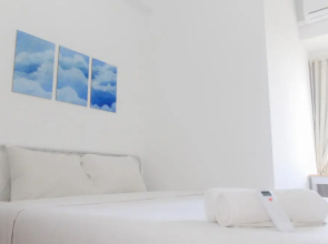 Comfortable 2BR at Emerald Bintaro Apartment
