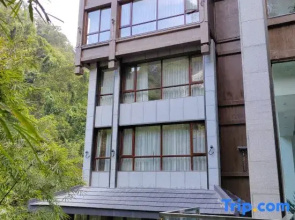 Longsheng Hot Spring Resort