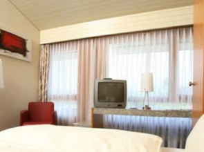 Hotel Lo! im Kreuz Jona