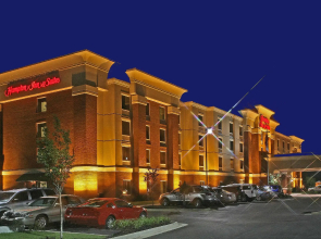 Hampton Inn & Suites Murfreesboro
