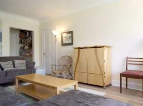 3 Bedroom Apartment With Private Entrance