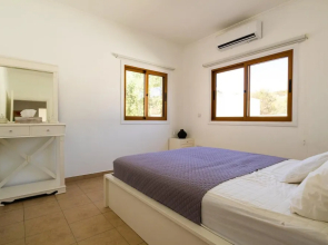 Captivating 2-bed House
