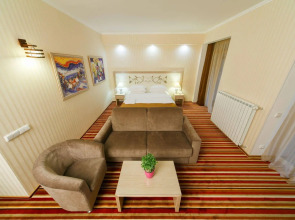 Конгресс-отель «Пуща»