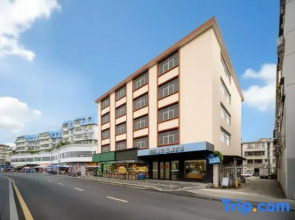 Jingxin Business Hotel (Huizhou Central Hospital West Lake Branch)