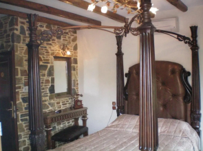 Nikolaou House