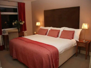 Lake Lodge Guesthouse