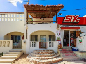 Casa Bongo by Skyrun