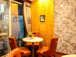 Palette Phoenix Hotel