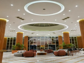 Eagles Downtown Zahabia & Beach Resort