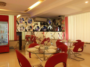 OYO 2303 Hotel Royal Mirage
