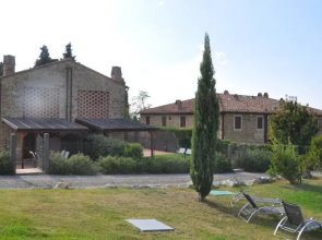 Petrognano Apartments